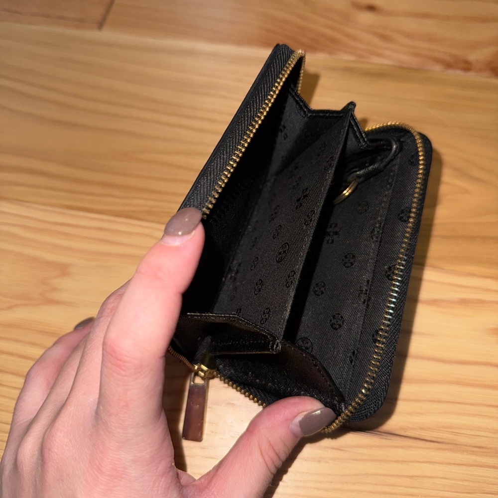 Black Tory Birch Leather Wallet - Picture 2 of 6